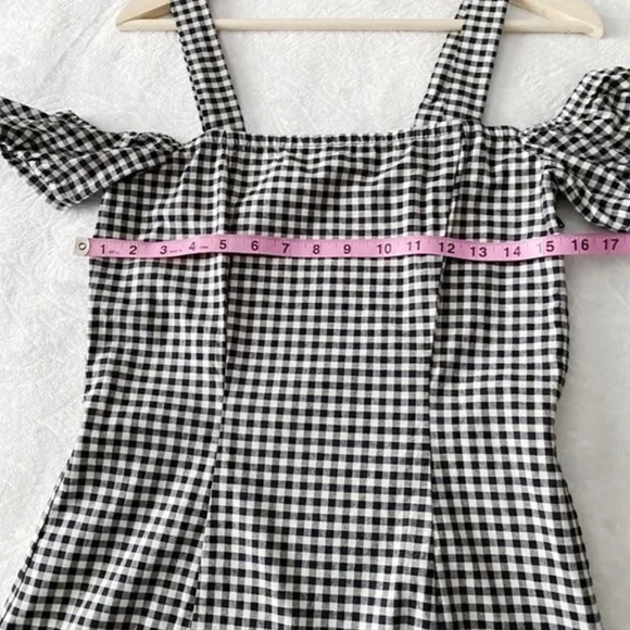Cold Shoulder Black and White Gingham Print Bodycon Mini Dress - Picture 5 of 11